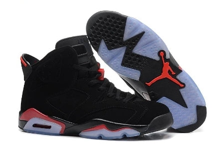 Les  baskets Air Jordan 6 Retro "Pantone" Femme permettent de personnaliser votre style tout en bénéficiant d’un confort supérieur.