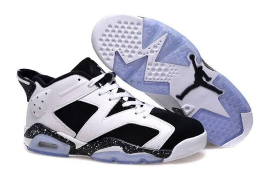 Les  baskets Air Jordan 6 Retro "Pantone" Femme permettent de personnaliser votre style tout en bénéficiant d’un confort supérieur.