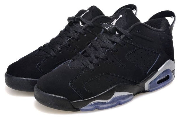 Les baskets Air Jordan 6 Retro "Pantone" Femme permettent de personnaliser votre style tout en bénéficiant d’un confort supérieur.