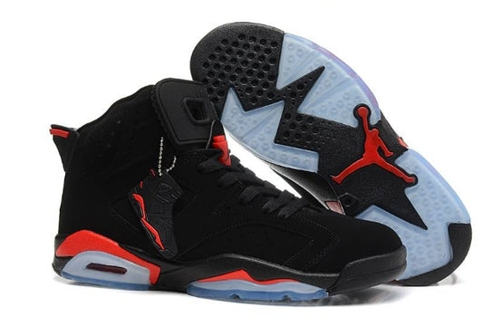 Les  baskets Air Jordan 6 Retro "Pantone" Femme permettent de personnaliser votre style tout en bénéficiant d’un confort supérieur.