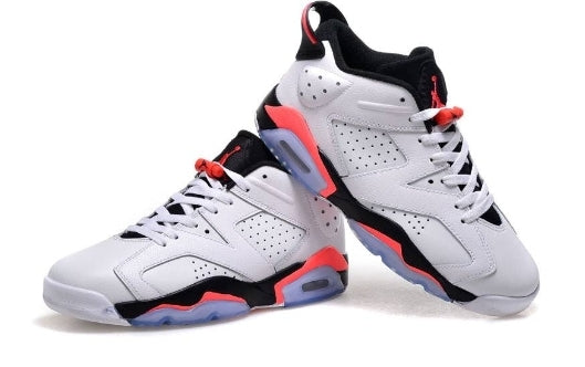 Les  baskets Air Jordan 6 Retro "Pantone" Femme permettent de personnaliser votre style tout en bénéficiant d’un confort supérieur.