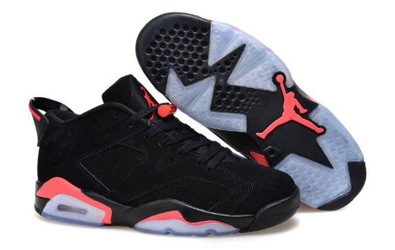 Les  baskets Air Jordan 6 Retro "Pantone" Femme permettent de personnaliser votre style tout en bénéficiant d’un confort supérieur.