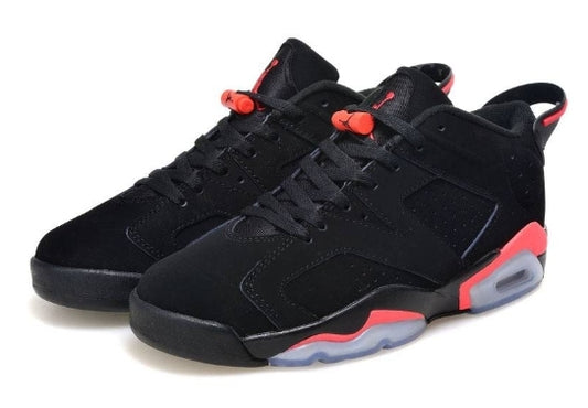 Les  baskets Air Jordan 6 Retro "Pantone" Femme permettent de personnaliser votre style tout en bénéficiant d’un confort supérieur.