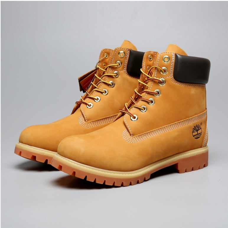 Les baskets Botte Timberland   intemporel et robustesse.  design qualité supérieure les rendent indispensables  aventuriers.pas cher. Le moins cher.