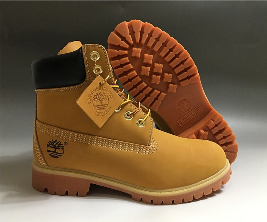 Les baskets Botte Timberland   intemporel et robustesse.  design qualité supérieure les rendent indispensables  aventuriers.pas cher. Le moins cher.