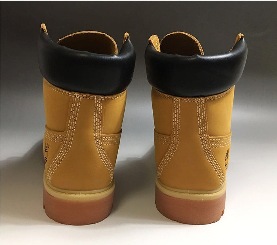Les baskets Botte Timberland   intemporel et robustesse.  design qualité supérieure les rendent indispensables  aventuriers.pas cher. Le moins cher.