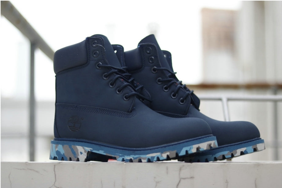 Les baskets Botte Timberland   intemporel et robustesse.  design qualité supérieure les rendent indispensables  aventuriers.pas cher. Le moins cher.