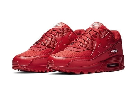 Les baskets Nike Air Max 90 Futura sont des pièces maîtresses de la mode.