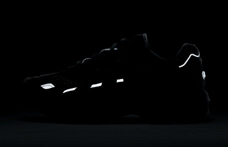 Les baskets Nike Air Max 96 II Femme incarnent parfaitement l'évolution de la gamme légendaire Nike Air Max.