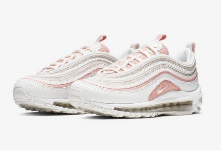 Les baskets Nike Air Max 97 Femme  sont des pièces maîtresses de la mode. Avec un look décontractée style iconique tendance olution emblématique de la ligne Nike, les Nike Air Max 97 sont un témoignage de l'engagement de Nike à combiner style et innovation.