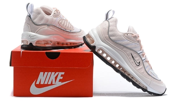 Les baskets Nike Air Max 98 Femme  sont des pièces maîtresses de la mode. Avec un look décontractée style iconique tendance 