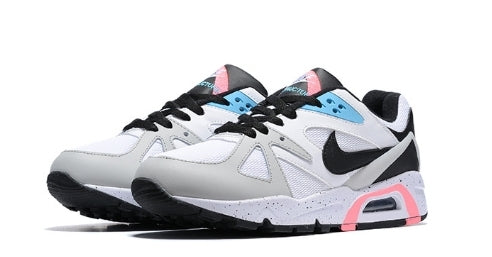 les baskets Nike Air Structure Triax 91 sont un témoignage de l'engagement de Nike à combiner style et innovation.