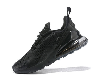 Les baskets Nike Air Max 270 Femme se démarquent par leur esthétique futuriste et leur technologie innovante.