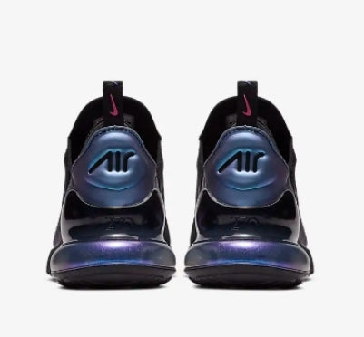 Les baskets Nike Air Max 270 Plus Femme combinent deux des modèles les plus emblématiques de la marque : les Air Max 270 et les Air Max Plus.