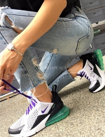 Les baskets Nike Air Max 270 Plus Femme combinent deux des modèles les plus emblématiques de la marque : les Air Max 270 et les Air Max Plus.