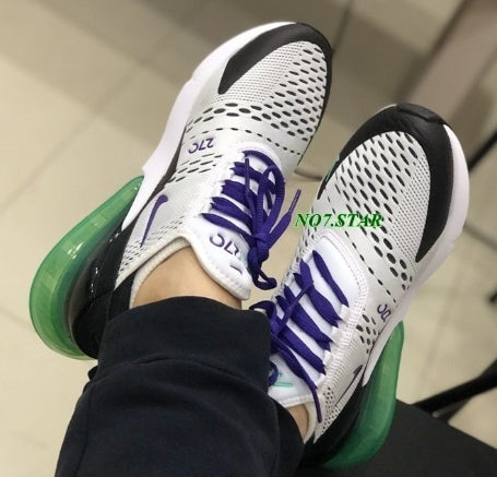 Les baskets Nike Air Max 270 Plus Femme combinent deux des modèles les plus emblématiques de la marque : les Air Max 270 et les Air Max Plus.