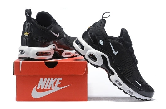 Baskets Nike Air Max 270 Plus Femme  noir