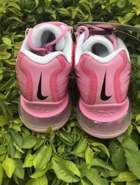 Les baskets Nike Air Max 720 95 Femme marient le design emblématique des Air Max 95 avec l'innovation moderne de l’unité Air Max 720.