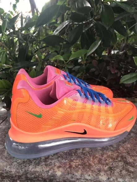 Les baskets Nike Air Max 720 95 Femme marient le design emblématique des Air Max 95 avec l'innovation moderne de l’unité Air Max 720.