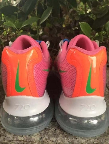 Les baskets Nike Air Max 720 95 Femme marient le design emblématique des Air Max 95 avec l'innovation moderne de l’unité Air Max 720.