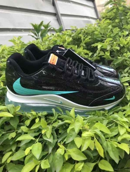 Les baskets Nike Air Max 720 95 Femme marient le design emblématique des Air Max 95 avec l'innovation moderne de l’unité Air Max 720.