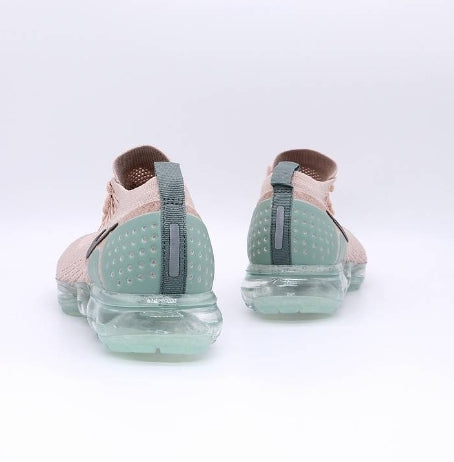 Nike Air VaporMax Flyknit 2.0 "Particle Beige &amp; Smokey Muave"
 Women