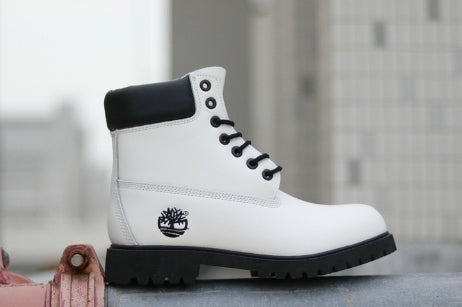 les baskets, bottes Timberland Femme sont un témoignage de l'engagement de Timberland à combiner style et durabilité.