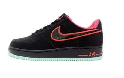 Premièrement : Les baskets Nike Air Force 1 femme sont bien plus qu’une simple paire de baskets – elles incarnent un style légendaire, un confort exceptionnel et une polyvalence inégalée.