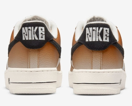 Premièrement : Les baskets Nike Air Force 1 Low femme incarnent l’alliance parfaite entre style intemporel et innovation technique.