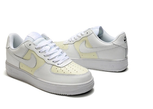 Premièrement : Les baskets Nike Air Force 1 femme sont bien plus qu’une simple paire de baskets – elles incarnent un style légendaire, un confort exceptionnel et une polyvalence inégalée.