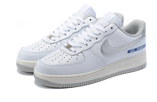 Premièrement : Les baskets Nike Air Force 1 Low femme incarnent l’alliance parfaite entre style intemporel et innovation technique.