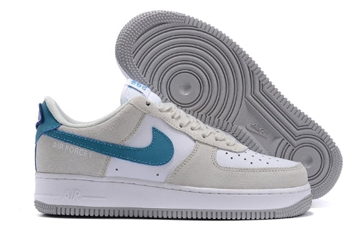 Premièrement : Les baskets Nike Air Force 1 Low femme incarnent l’alliance parfaite entre style intemporel et innovation technique.