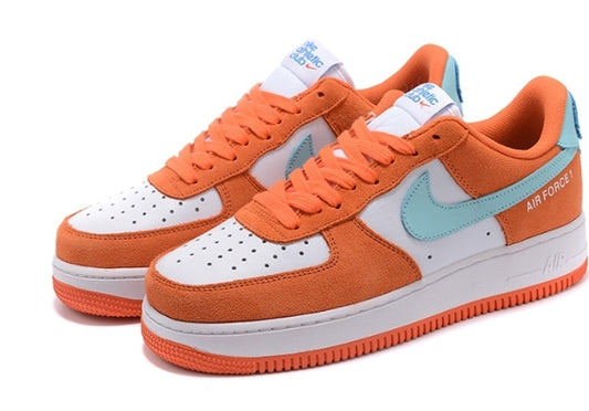 Premièrement : Les baskets Nike Air Force 1 Low femme incarnent l’alliance parfaite entre style intemporel et innovation technique.
