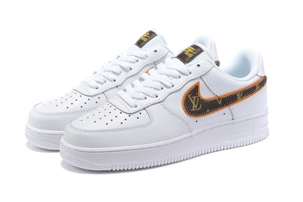 Premièrement : Les baskets Nike Air Force 1 femme sont bien plus qu’une simple paire de baskets – elles incarnent un style légendaire, un confort exceptionnel et une polyvalence inégalée.