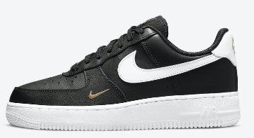 Premièrement : Les baskets Nike Air Force 1 Low femme incarnent l’alliance parfaite entre style intemporel et innovation technique.