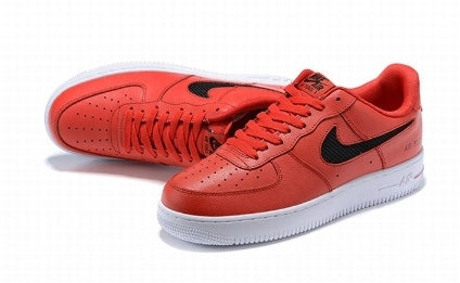 Premièrement : Les baskets Nike Air Force 1 femme sont bien plus qu’une simple paire de baskets – elles incarnent un style légendaire, un confort exceptionnel et une polyvalence inégalée.