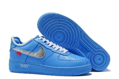 Premièrement : Les baskets  Nike Air Force 1 High Femme réinventent la silhouette classique avec un design montant emblématique.