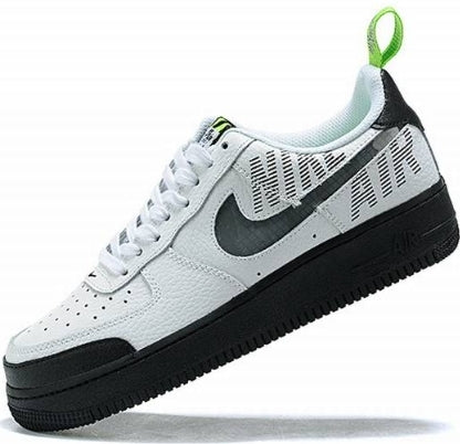 Premièrement : Les baskets Nike Air Force 1 Low femme incarnent l’alliance parfaite entre style intemporel et innovation technique.