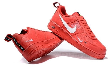 Premièrement : Les baskets Nike Air Force 1 Low femme incarnent l’alliance parfaite entre style intemporel et innovation technique.