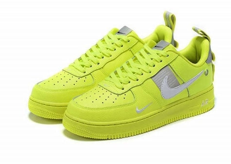 Premièrement : Les baskets Nike Air Force 1 Low femme incarnent l’alliance parfaite entre style intemporel et innovation technique.
