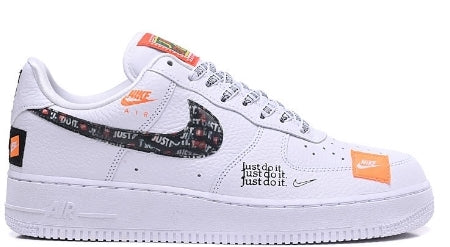 Premièrement : Les baskets Nike Air Force 1 Low femme incarnent l’alliance parfaite entre style intemporel et innovation technique.