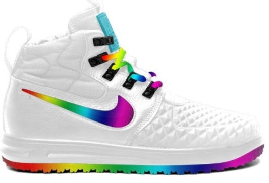 Premièrement : Les  Baskets Nike Air Force 1 Kpu Femme offrent une interprétation moderne et technique de la silhouette iconique.