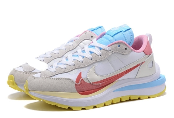Baskets Nike LD Waffle X Sacai Femme sont un témoignage de l'engagement de Nike à combiner style et innovation.