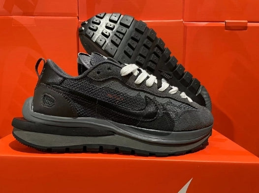 Baskets Nike LD Waffle X Sacai Femme sont un témoignage de l'engagement de Nike à combiner style et innovation.