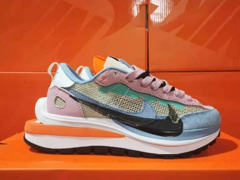 Baskets Nike LD Waffle X Sacai Femme sont un témoignage de l'engagement de Nike à combiner style et innovation.