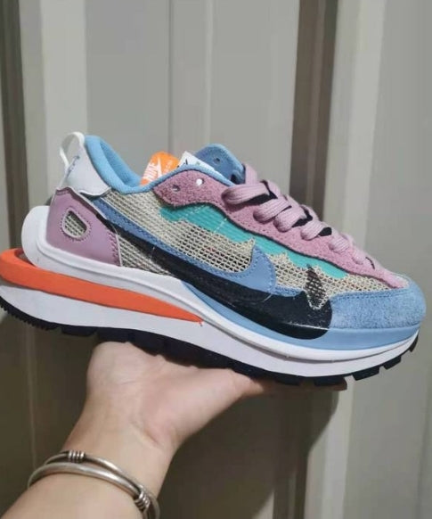 Baskets Nike LD Waffle X Sacai Femme sont un témoignage de l'engagement de Nike à combiner style et innovation.