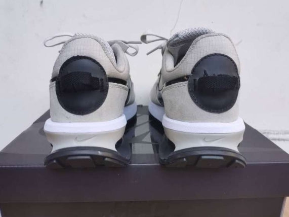 Baskets Nike LD Waffle X Sacai Femme sont un témoignage de l'engagement de Nike à combiner style et innovation.