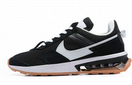 Baskets Nike LD Waffle X Sacai Femme sont un témoignage de l'engagement de Nike à combiner style et innovation.