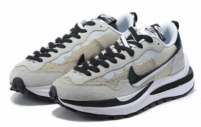 Baskets Nike LD Waffle X Sacai Femme sont un témoignage de l'engagement de Nike à combiner style et innovation.