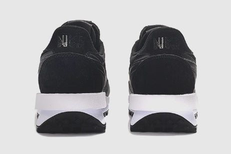 Baskets Nike LD Waffle X Sacai Femme sont un témoignage de l'engagement de Nike à combiner style et innovation.